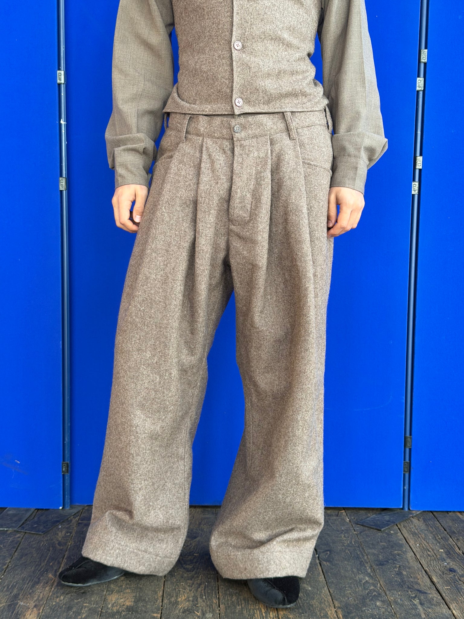 Naghma Trousers